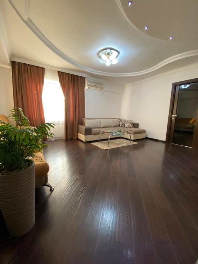 Welcome Baku Apartment Bagian luar foto